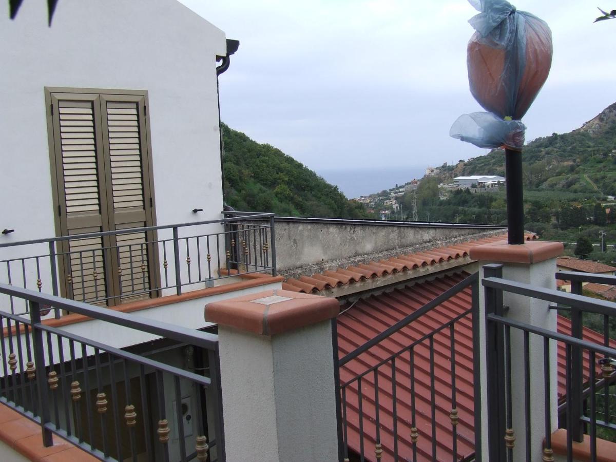 皮拉伊诺Relax Vista Eolie公寓 外观 照片